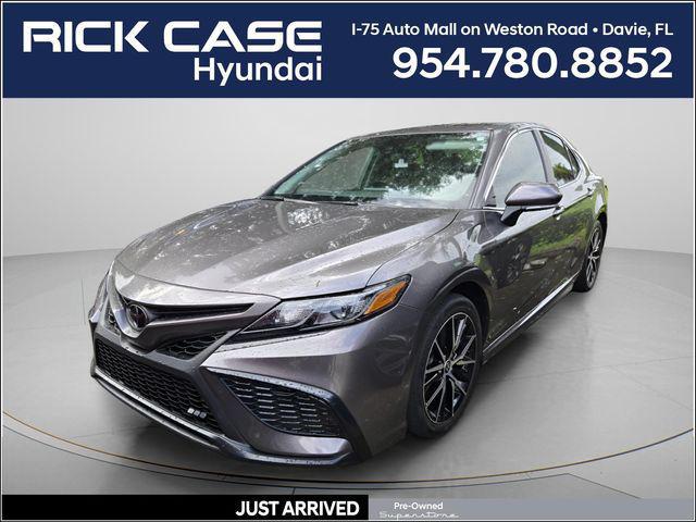 2024 Toyota Camry SE for sale in DAVIE, FL