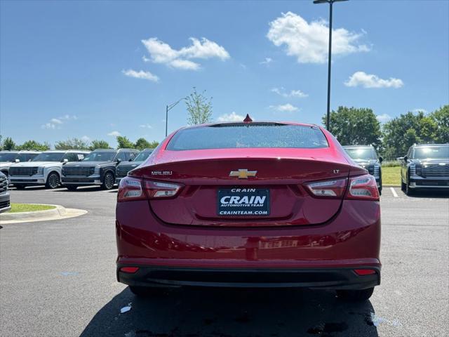 2022 Chevrolet Malibu FWD LT