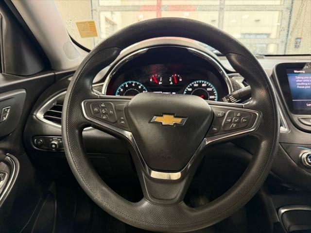 2022 Chevrolet Malibu FWD LT