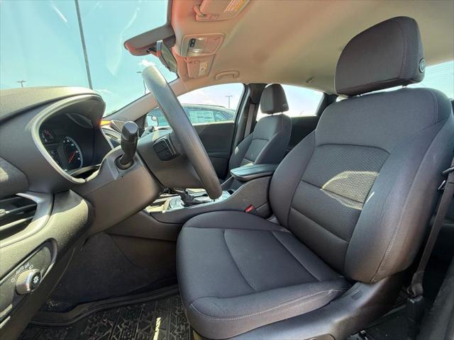 2022 Chevrolet Malibu FWD LT