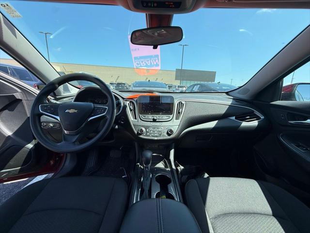 2022 Chevrolet Malibu FWD LT