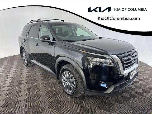 2024 Nissan Pathfinder SV 4WD for sale in Columbia, MO