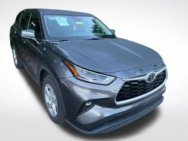 2021 Toyota Highlander LE for sale in Louisville, KY