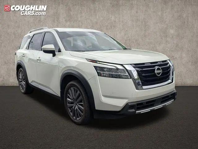 2023 Nissan Pathfinder SL 4WD for sale near Heath, OH