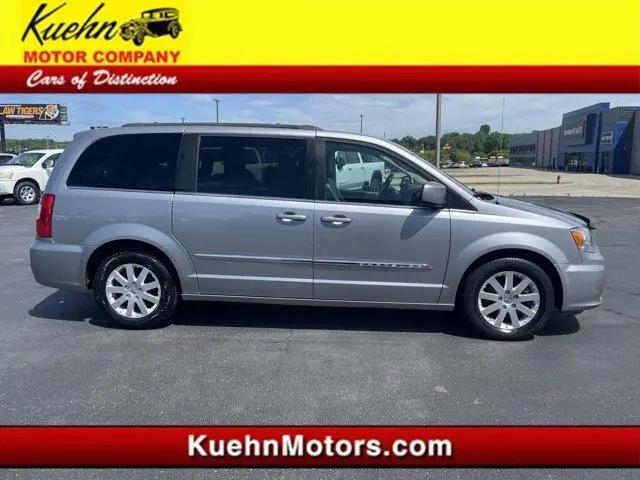 2016 Chrysler Town & Country Touring for sale in Rochester, MN