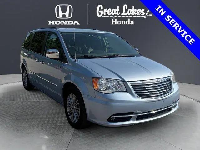 2016 Chrysler Town & Country Touring-L Anniversary Edition for sale in Akron, OH