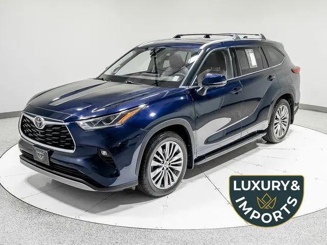 2020 Toyota Highlander Platinum for sale in Leavenworth, KS
