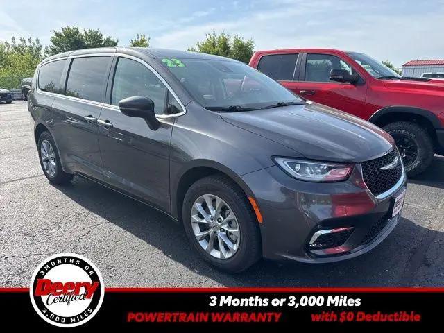 2023 Chrysler Pacifica Touring L AWD for sale in Cedar Falls, IA