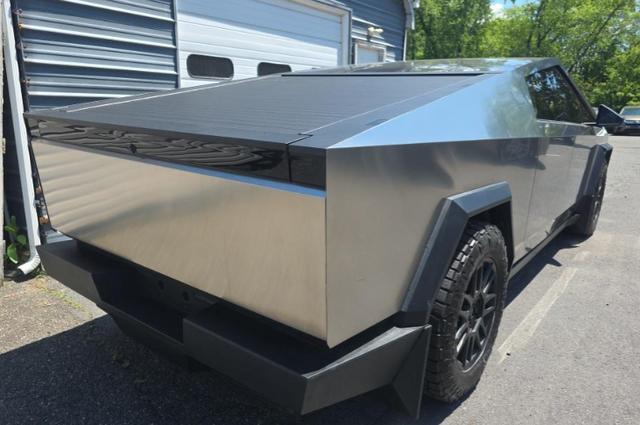 2024 Tesla Cybertruck All-Wheel Drive