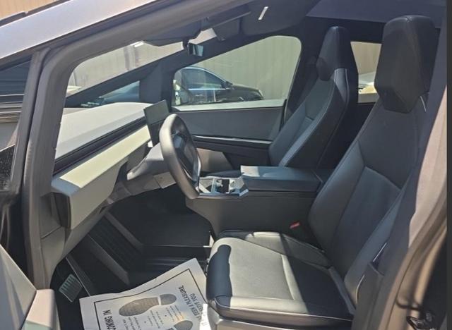 2024 Tesla Cybertruck All-Wheel Drive
