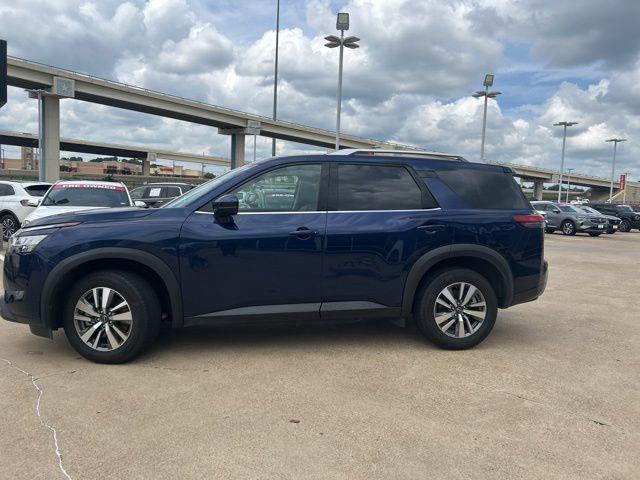 2025 Nissan Pathfinder SL FWD