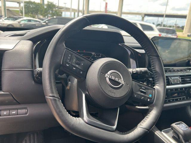 2025 Nissan Pathfinder SL FWD