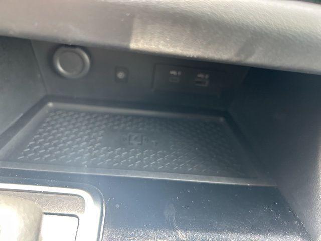 2025 Nissan Pathfinder SL FWD