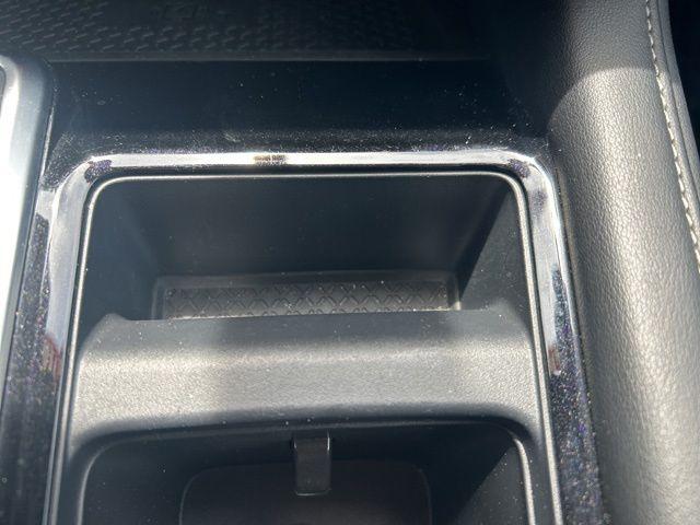 2025 Nissan Pathfinder SL FWD