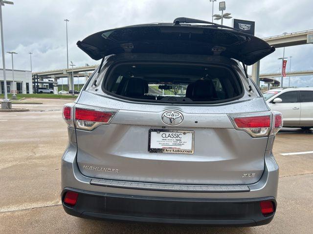 2016 Toyota Highlander XLE V6