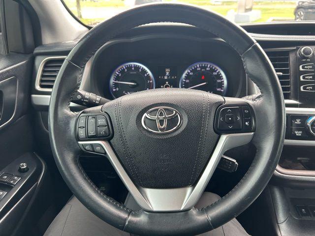 2016 Toyota Highlander XLE V6