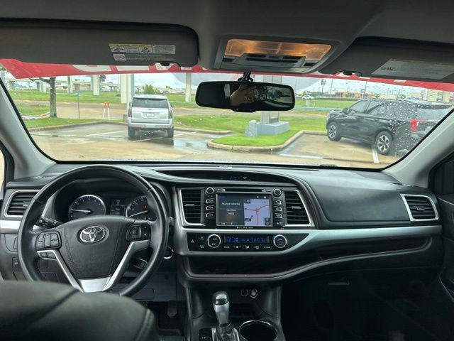 2016 Toyota Highlander XLE V6