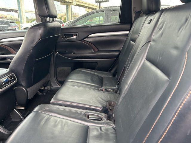 2016 Toyota Highlander XLE V6