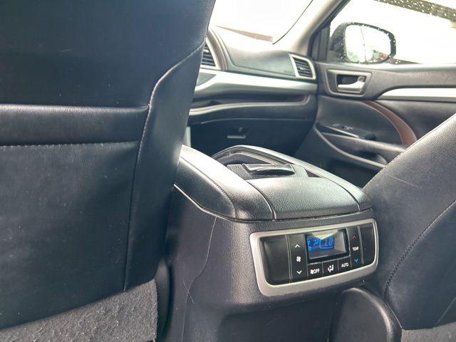 2016 Toyota Highlander XLE V6