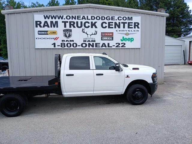 2026 RAM 3500 Chassis RAM 3500 TRADESMAN CREW CAB CHASSIS 4X4 60 CA
