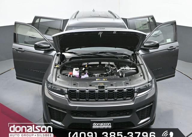 2026 Jeep Grand Cherokee L Altitude 4x4