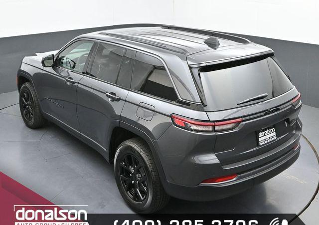 2026 Jeep Grand Cherokee Altitude 4x2
