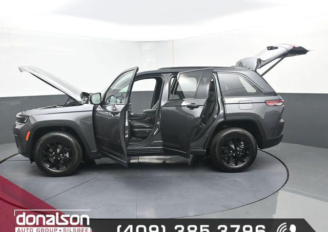 2026 Jeep Grand Cherokee Altitude 4x2