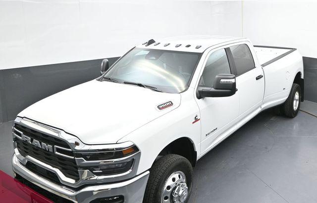 2026 Ram 3500 Lone Star Crew Cab 4x4 8' Box