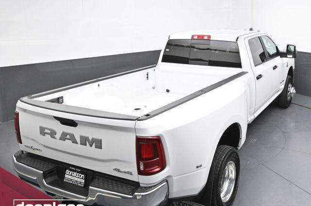 2026 Ram 3500 Lone Star Crew Cab 4x4 8' Box