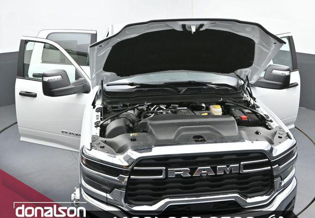 2026 Ram 3500 Lone Star Crew Cab 4x4 8' Box