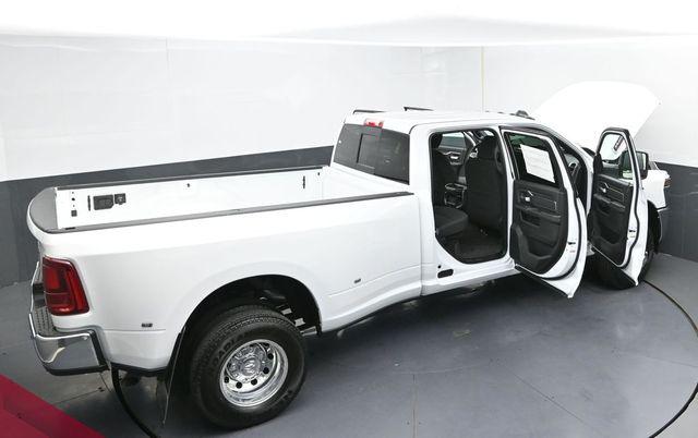 2026 Ram 3500 Lone Star Crew Cab 4x4 8' Box