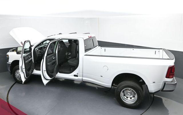 2026 Ram 3500 Lone Star Crew Cab 4x4 8' Box