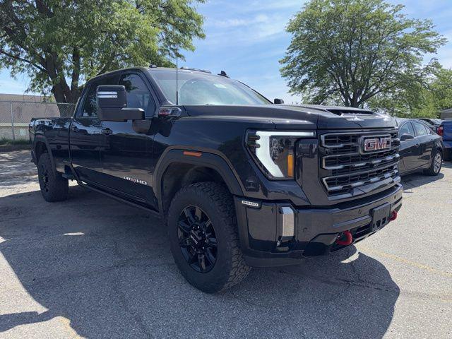 2024 GMC Sierra 3500HD 4WD Crew Cab Long Bed AT4