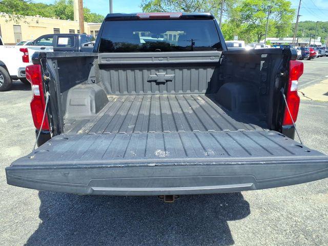 2022 Chevrolet Silverado 1500 4WD Crew Cab Short Bed RST