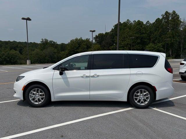 2027 Chrysler Pacifica PACIFICA LX 2027 Chrysler Pacifica PACIFICA LX