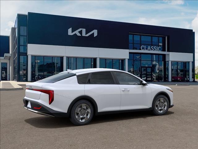 2026 Kia K4 LX