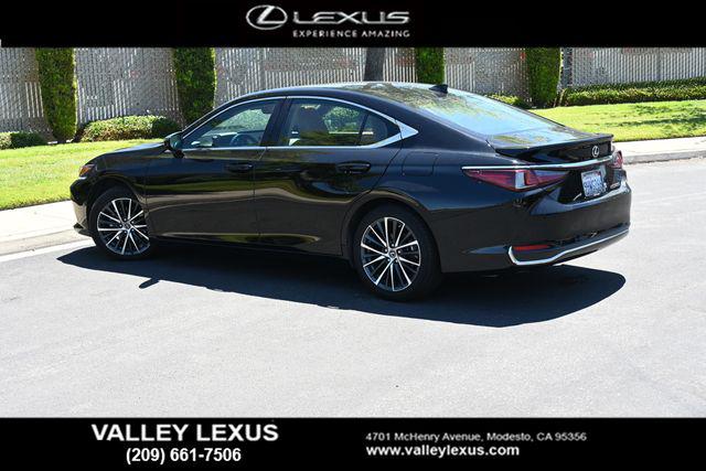 2024 Lexus ES 300h 300h