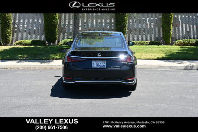 2024 Lexus ES 300h 300h