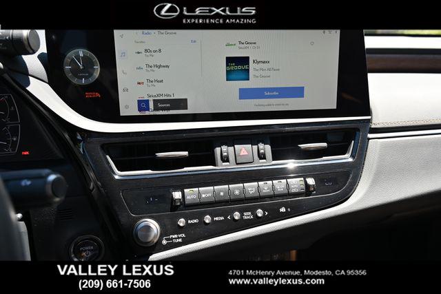 2024 Lexus ES 300h 300h