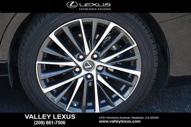2024 Lexus ES 300h 300h