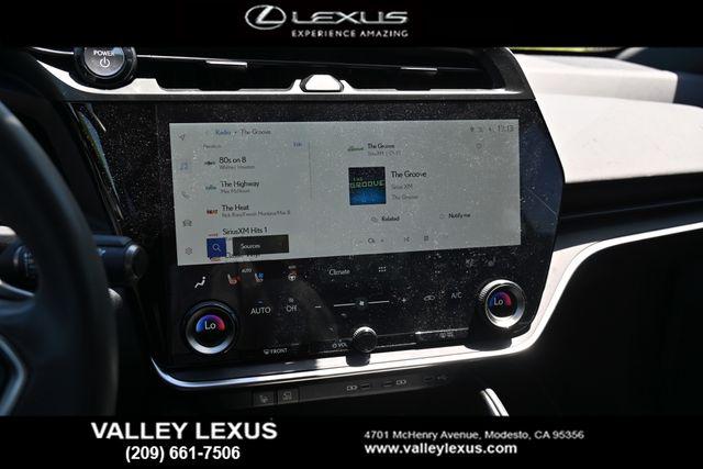2024 Lexus 300 Premium