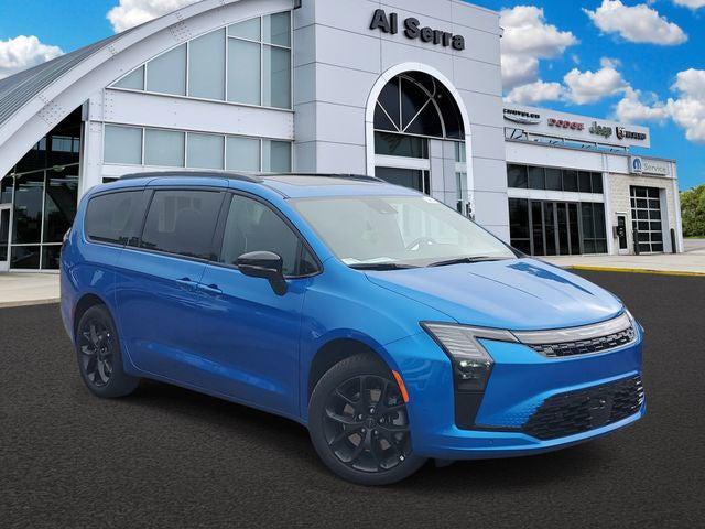 2027 Chrysler Pacifica Limited for sale in Grand Blanc, MI