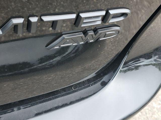 2027 Chrysler Pacifica Limited AWD