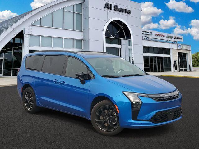 2027 Chrysler Pacifica Limited for sale in Grand Blanc, MI