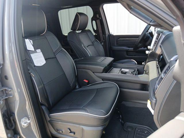 2026 Ram 3500 Limited Mega Cab 4x4 6'4" Box