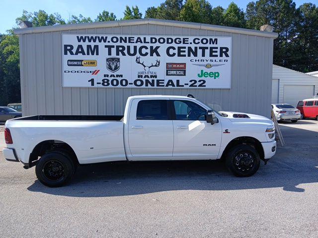2026 Ram 3500 Laramie Crew Cab 4x4 8 Box