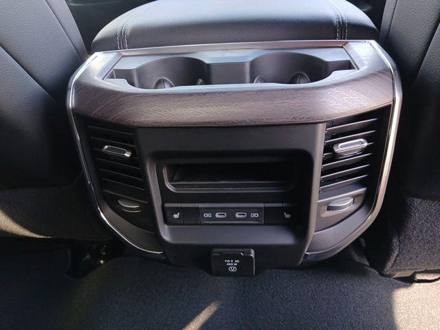 2026 Ram 3500 Laramie Crew Cab 4x4 8 Box