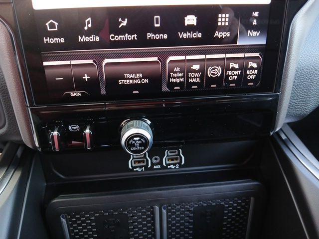 2026 Ram 3500 Laramie Crew Cab 4x4 8 Box