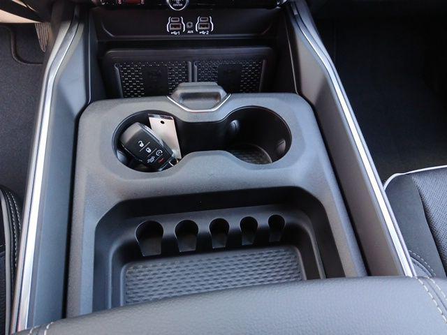 2026 Ram 3500 Laramie Crew Cab 4x4 8 Box