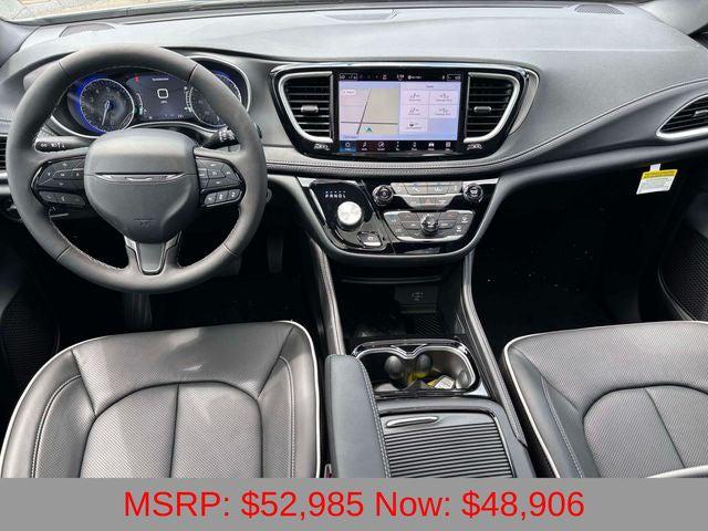 2027 Chrysler Pacifica PACIFICA LIMITED AWD